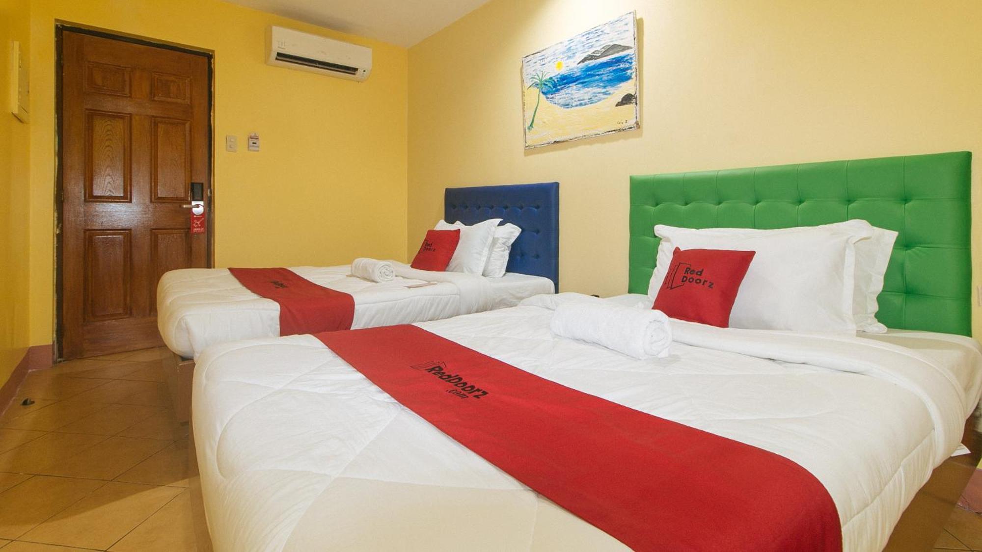 Reddoorz At Comfy Inn Ermita Manila Luaran gambar