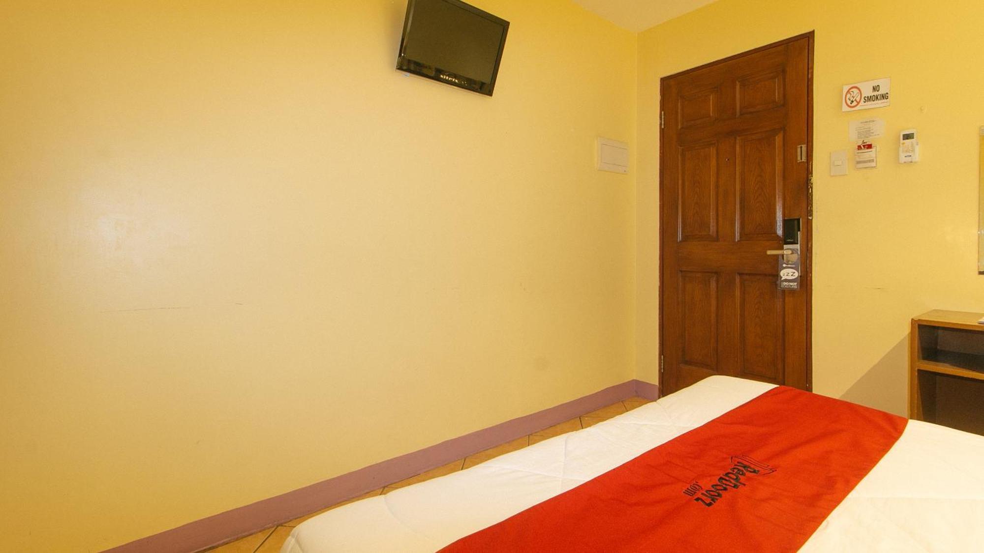 Reddoorz At Comfy Inn Ermita Manila Luaran gambar